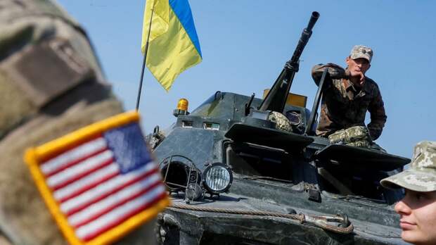 НАТО готовит Украину к вооруженному конфликту с Россией. Фото из интернета.