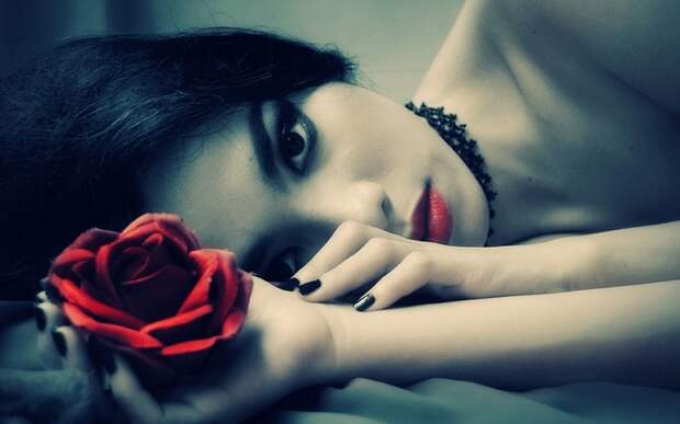 3416556_bayan_resimleri_womenwxpxe (700x437, 85Kb)