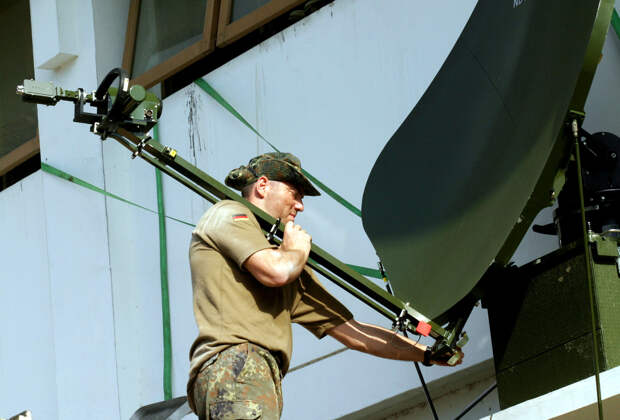 СМИ сообщили об угрозе жизни военных из-за новой системы связи