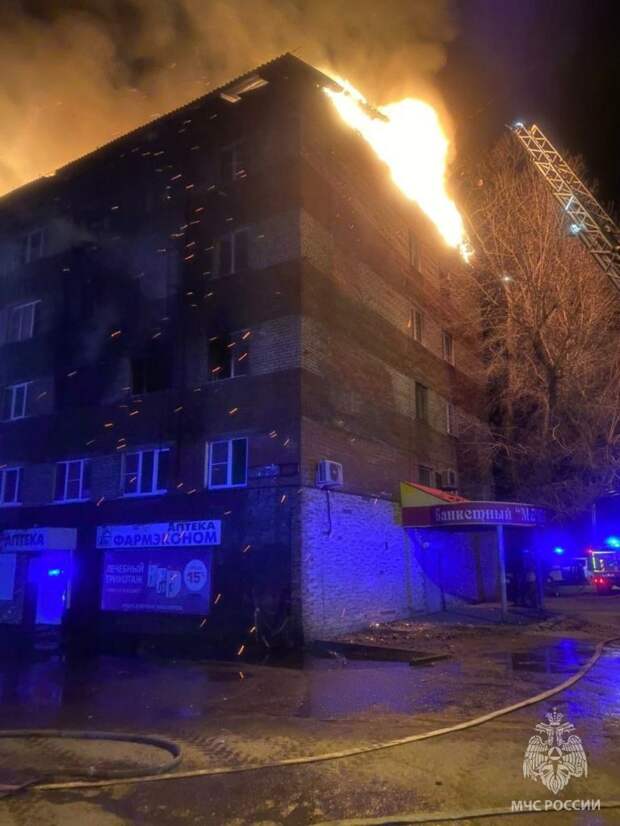 В Шелехове женщина найдена мертвой после пожара в пятиэтажке 2 В Шелехове женщина найдена мертвой после пожара в пятиэтажке