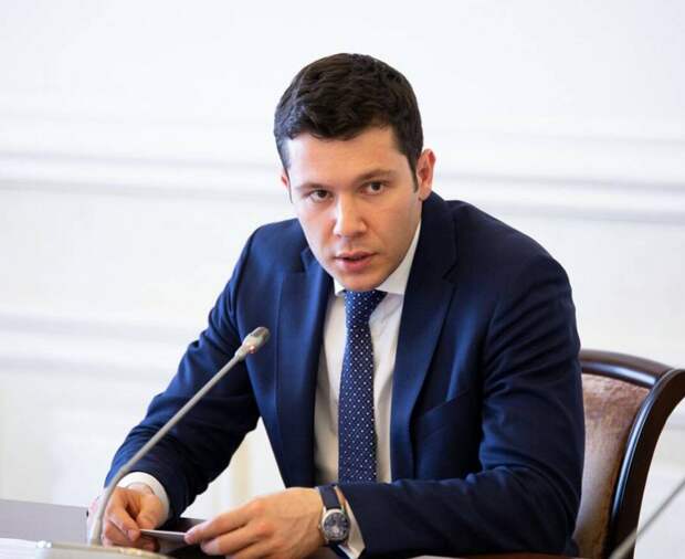 Антон Алиханов