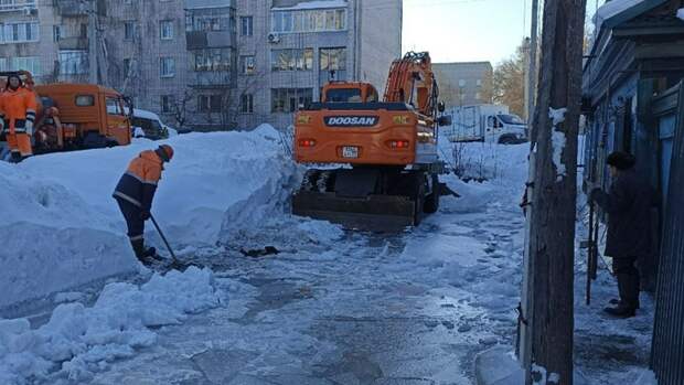 Несколько улиц Барнаула остались без холодной воды из-за коммунальной аварии