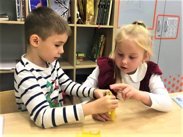 Как работать над ошибками, расскажут детям в семейном центре на Карельском