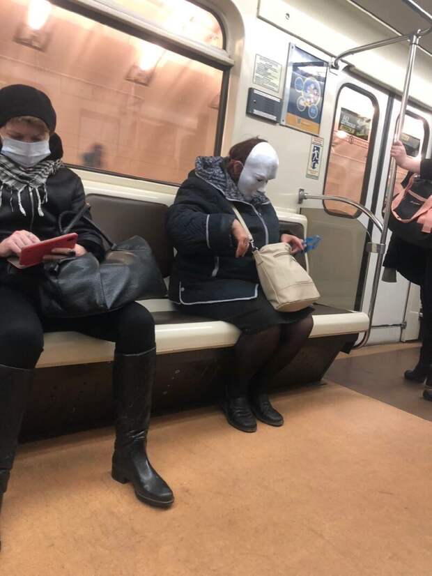 Фотография: 22 стильных пассажира метро Санкт-Петербурга №22 - BigPicture.ru