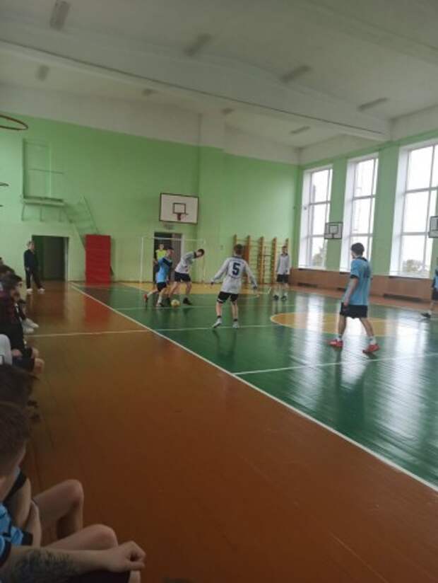 Товарищеская встреча по мини-футболу с победителем республиканских соревнований по мини-футболу.