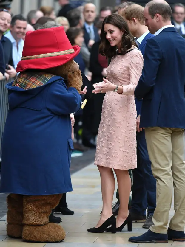 Кейт Миддлтон и принцесса Анна впервые вместе вышли в свет