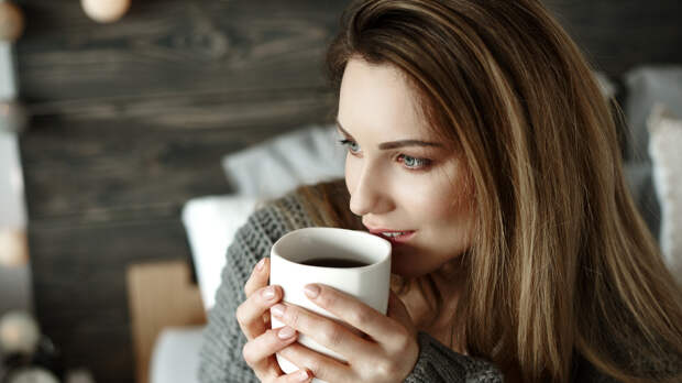 Пять рецептов согревающих напитков зимы