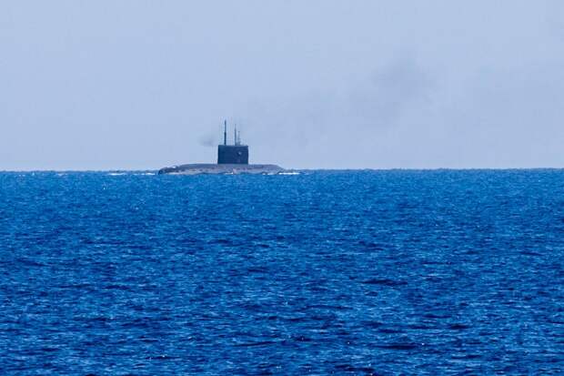 Секретное оружие Ирана: в Ормузском проливе нашли флот мини-подлодок