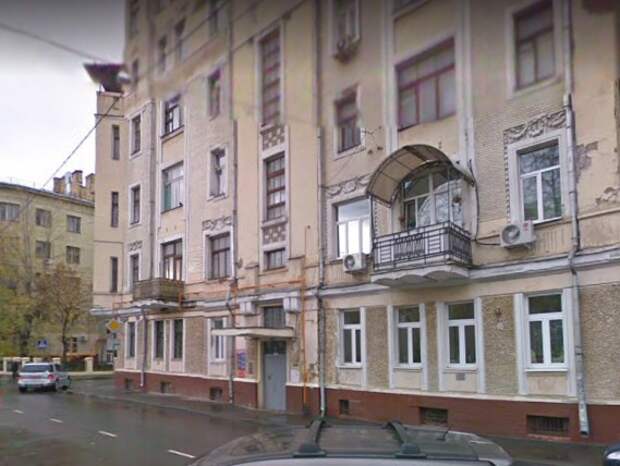 В Москве продают право аренды подвала в доме 1917 года постройки на Арбате