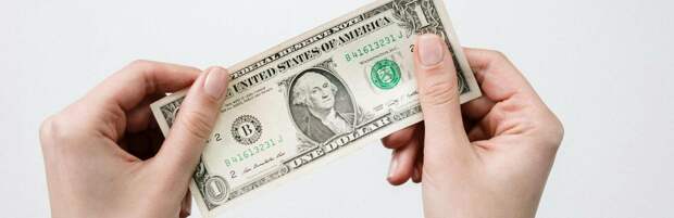 Сколько стоят доллар и евро в обменниках Алматы