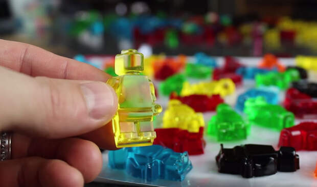 желейные конфеты LEGO