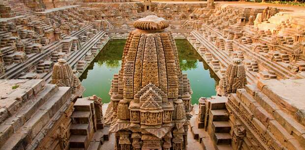 Изображение взято с сайта: https://www.ancient-code.com/wp-content/uploads/2017/10/Sun-Temple.png