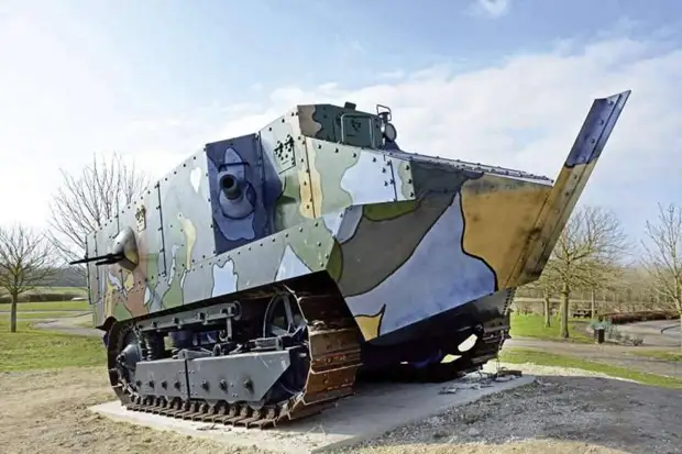 Первенцы французского танкостроения. Прототипы танков «Шнейдер» и «Сен-Шамон»