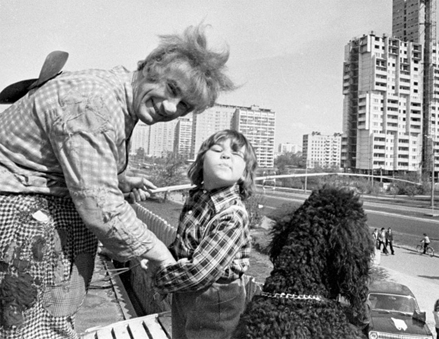 Редкие фото советских знаменитостей. Дети октября
