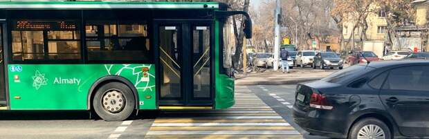 Четыре автобусных маршрута временно изменили схемы движения в Алматы