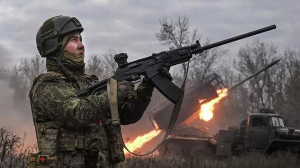 Командир: ВС России оттеснили от берега Днепра крупную технику ВСУ