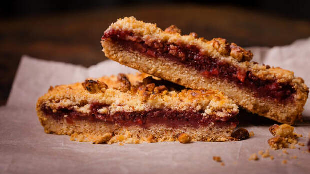 Как приготовить тертый пирог с вареньем