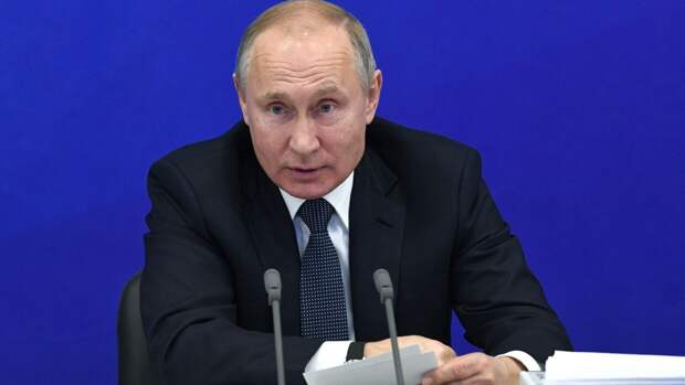 Путин уверен, что россияне вместе преодолеют все трудности