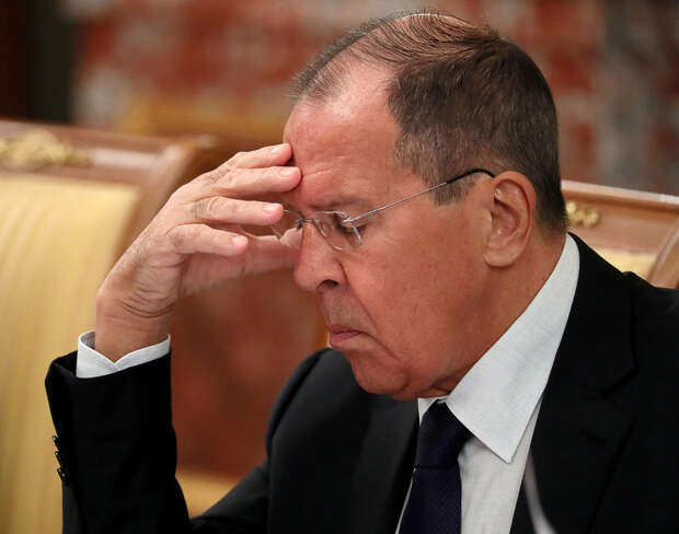 Прогресса мирного урегулирования ни на Донбассе, ни в мире не ожидается