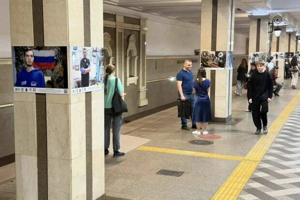 В Казани открыли фотовыставку «Волонтеры СВО»