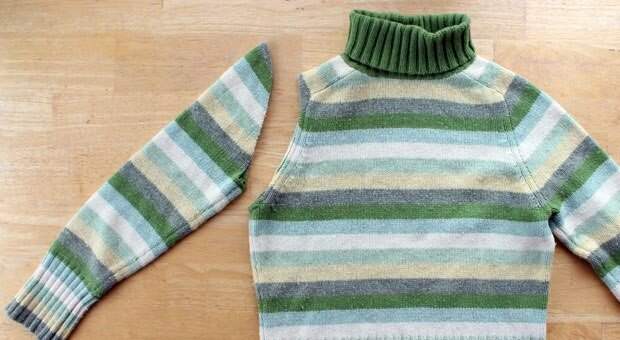 Теплые рукавички из старых свитеров 2