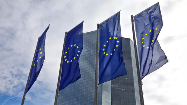 Bloomberg: Евросоюз может использовать активы США в ответ на пошлины Трампа