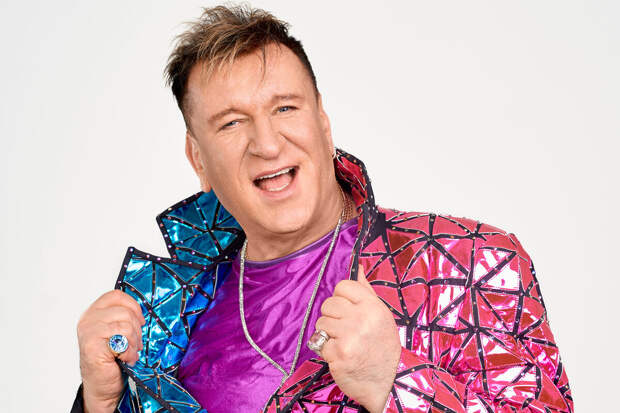 Певец Сергей Пенкин рассказал, чем вдохновил Виктора Цоя на песню "Малыш"