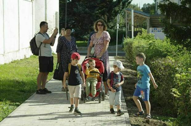 ВЦИОМ: Россияне считают крепкую семью главной ценностью