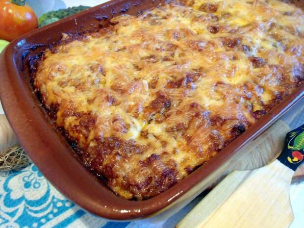 Мелкие котлеты отменяются: эта немецкая запеканка накормит всю семью разом
