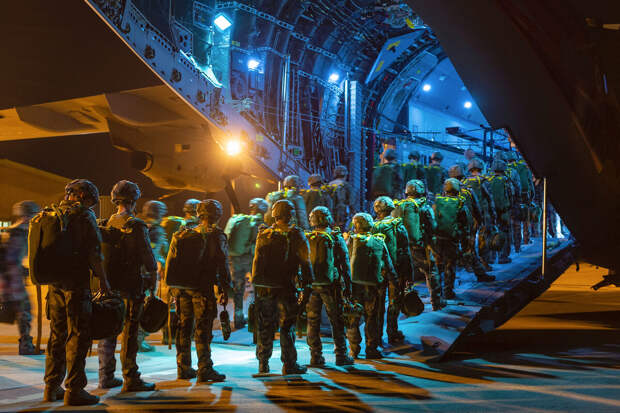 Замглавы МИД Грушко: Россия не приемлет размещения войск НАТО на Украине