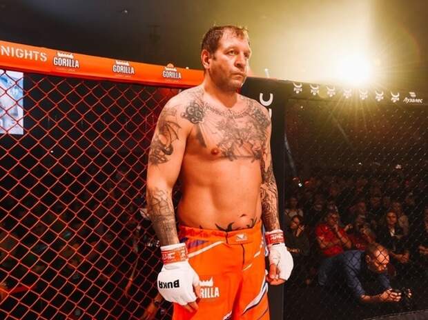 Неделя в ММА: Емельяненко задирает дагестанца, Чоршанбиева арестовали