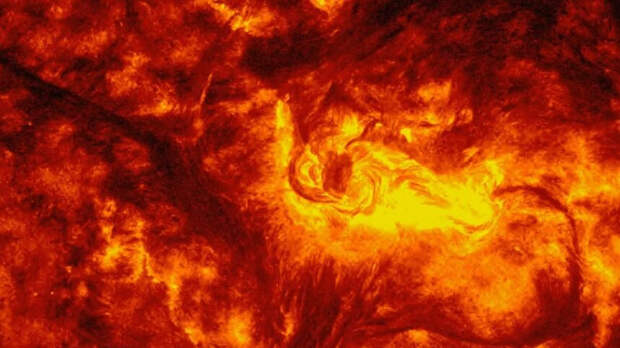 Корональная дыра вызовет магнитные бури в ближайшие сутки