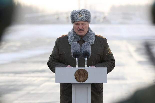Лукашенко рассказал о разработке плана по отправке миротворцев в Казахстан Лукашенко рассказал о разработке плана по отправке миротворцев в Казахстан