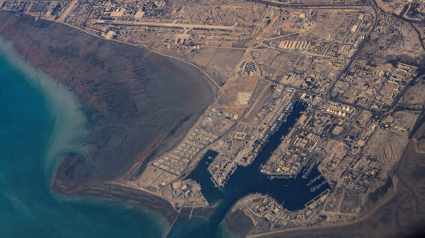 Иран пригрозил закрыть Ормузский пролив при блокаде США