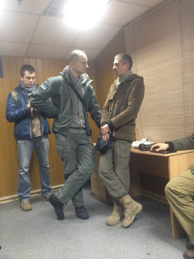Киевские нацисты похитили активиста устроившего русский флешмоб на вокзале (Фото, Видео)