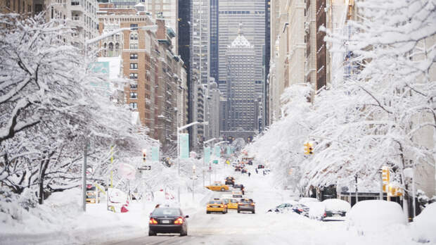 В Нью-Йорке неизвестный попытался проникнуть в генконсульство России