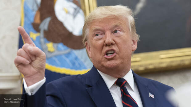 Трамп раскритиковал выступающих за его импичмент демократов