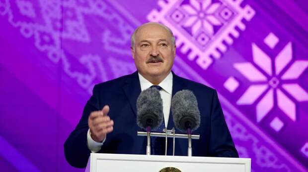 Лукашенко объявил 2026-й Годом белорусской женщины
