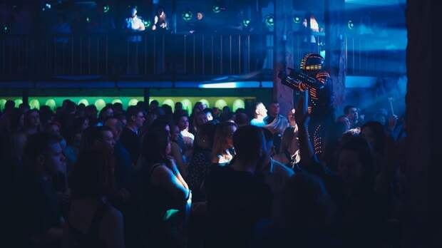 "Формат изжил себя". Почему в Барнауле закрывается известный ночной клуб "Фараон"