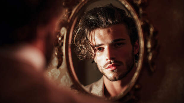 Десять типов нарциссов: как распознать скрытых манипуляторов и токсичных людей