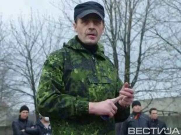 Безлер предложил обменять 13 десантников из РФ на 130 украинцев Безлер предложил обменять 13 десантников из РФ на 130 украинцев