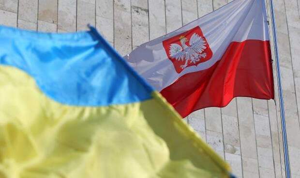 Подчинить Украину и Донбасс: в Польше лелеют мечту о «восточных кресах»