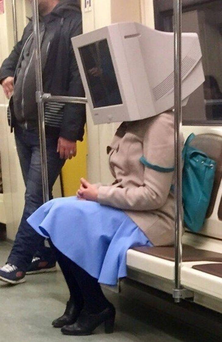 Чего только не увидишь в транспорте: 14 необычных попутчиков