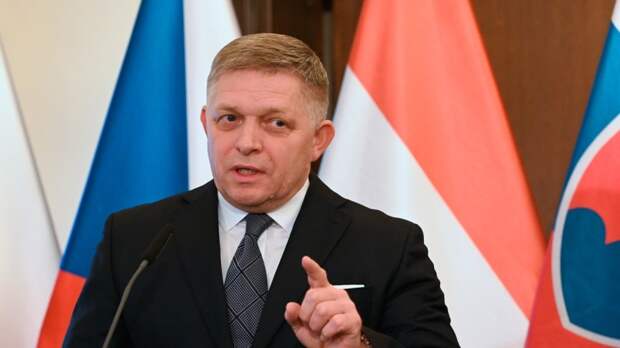 Премьер Словакии скоро вернется к публичным выступлениям