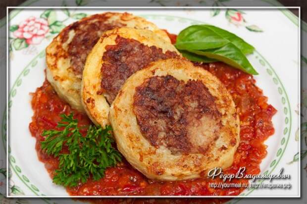 ФАРШИРОВАННЫЕ КАБАЧКИ НА СКОВОРОДКЕ…Быстро,красиво а главное очень вкустно