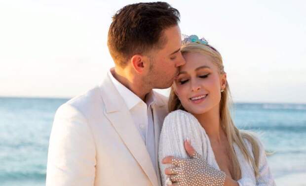 Пэрис Хилтон рассказала, как создавалось ее помолвочное кольцо за 2 миллиона долларов