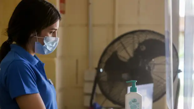 В Канаде число случаев коронавируса достигло почти 128 тысяч