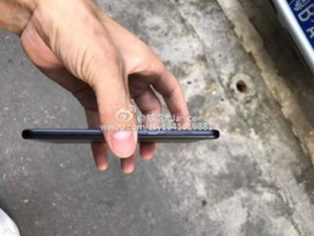 Xiaomi Meri сбоку
