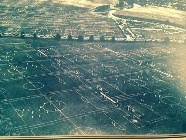 88 футбольных полей в одном месте, Лондон, 1951 г