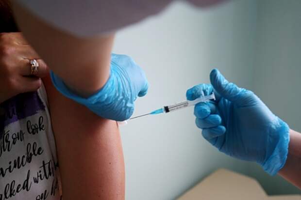 В Калужской области пациентам ввели физраствор вместо вакцины